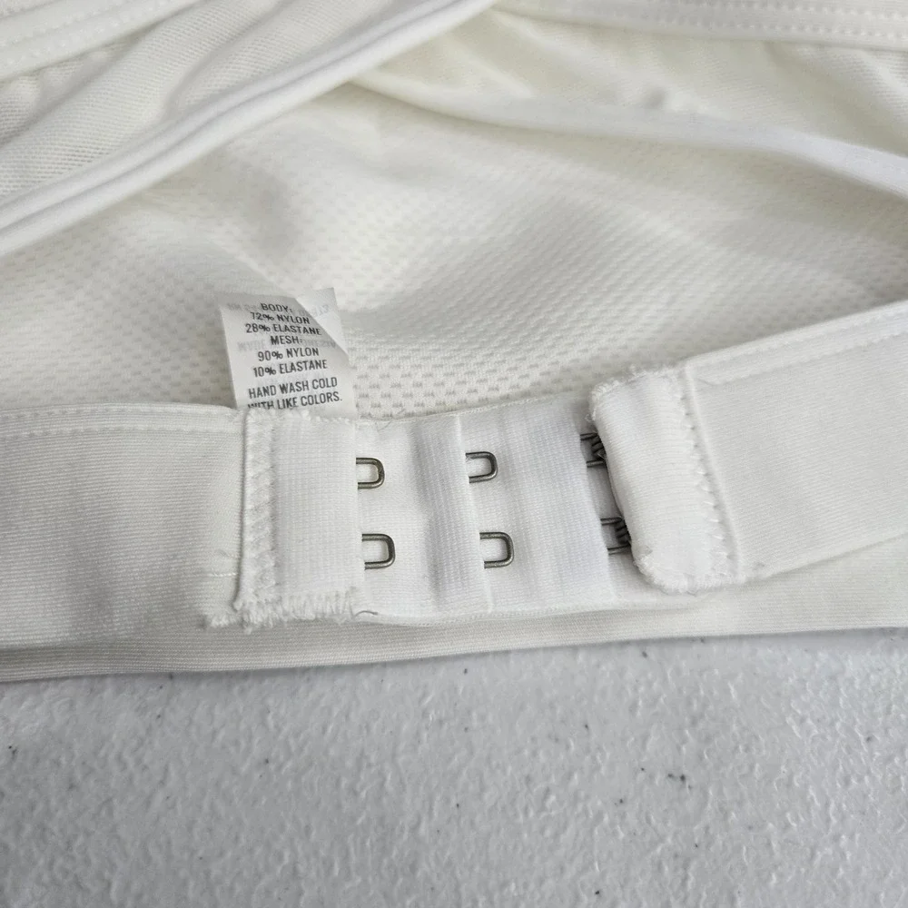 OFFLINE By Aerie Women Sports Bra Large White SWEAT CARDIO Wireless‎
